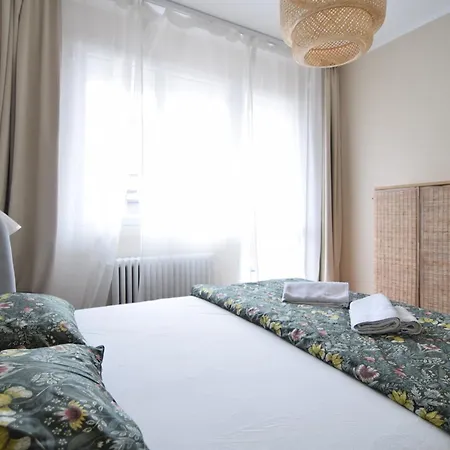 Resedinta Piata Kogalniceanu Apartment *